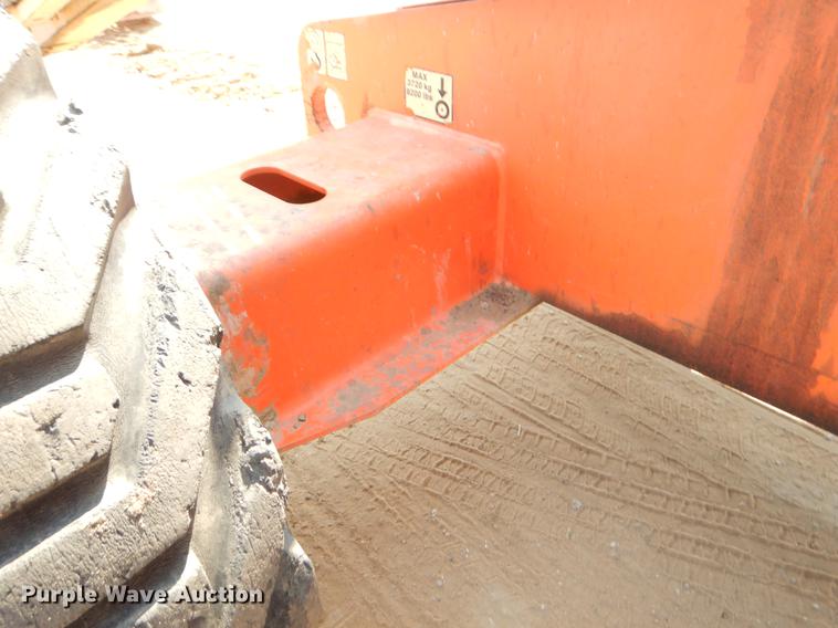 image for item EK9749 2009 JLG 400S boom lift