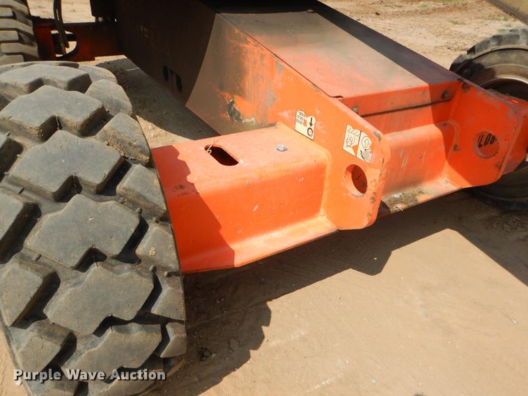 image for item EK9749 2009 JLG 400S boom lift