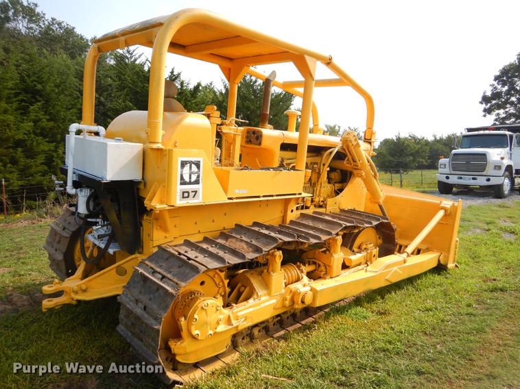 image for item EO9500 Caterpillar D7 dozer