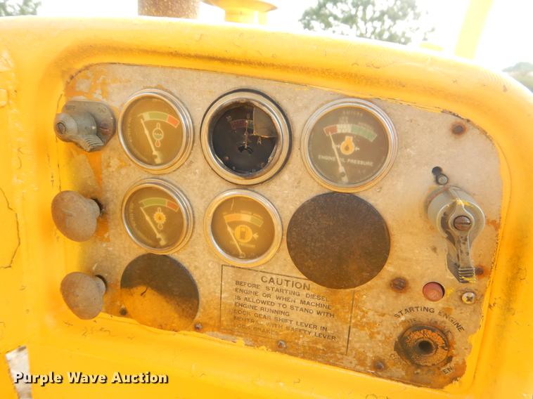 image for item EO9500 Caterpillar D7 dozer