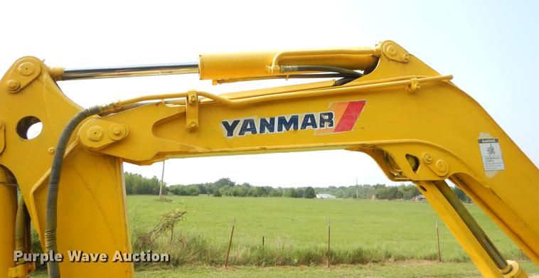 image for item EO9501 Yanmar VIO35-2 mini excavator