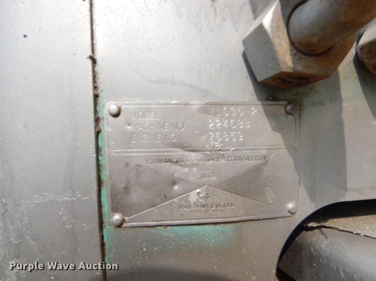 image for item EO9501 Yanmar VIO35-2 mini excavator