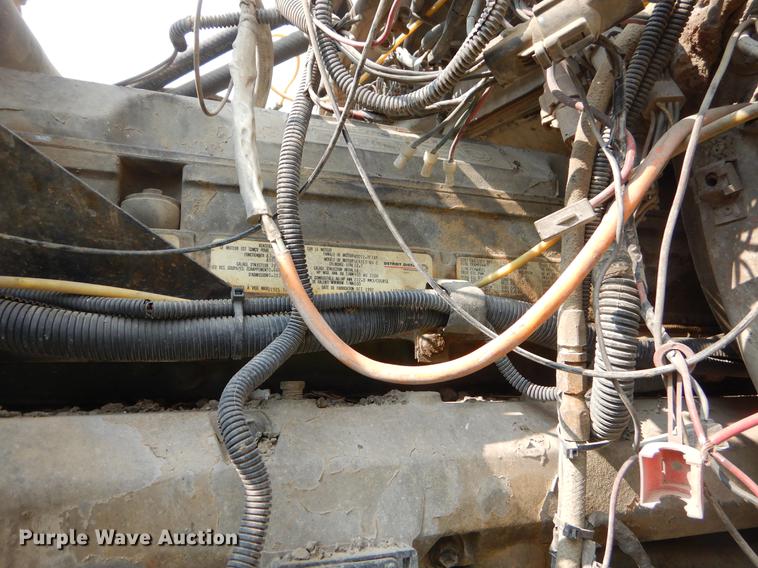 image for item EO9502 1993 Ford LT9000 dump truck