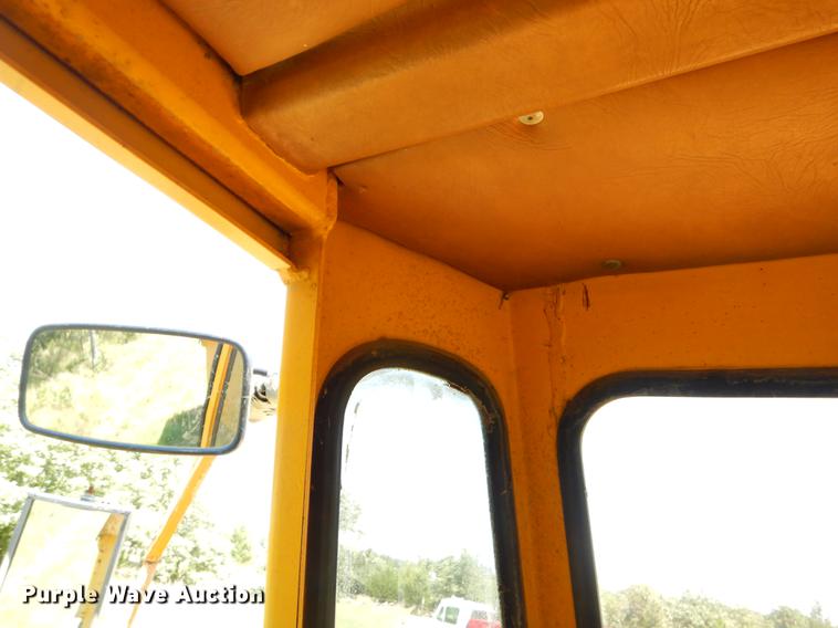 image for item EO9507 Bell haul truck