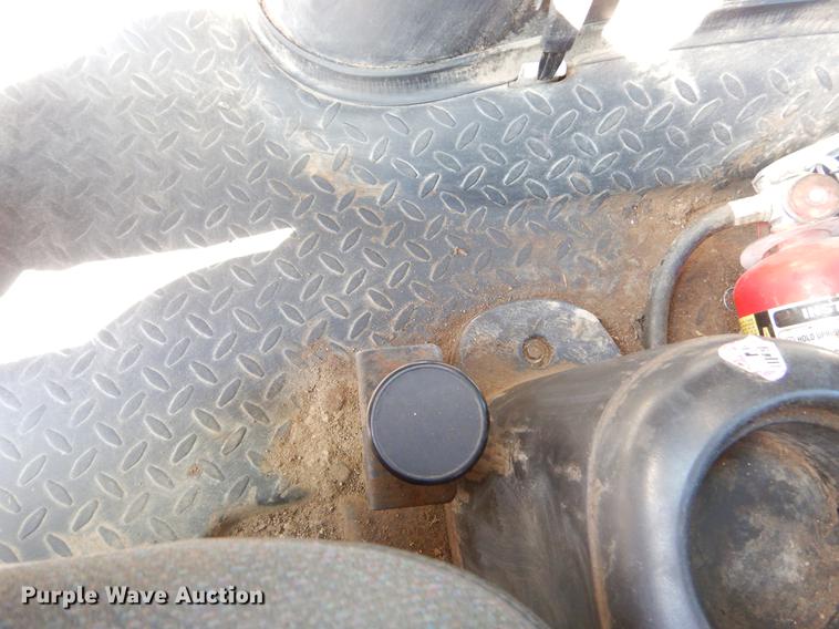 image for item EO9511 2007 GMC C7500 dump truck