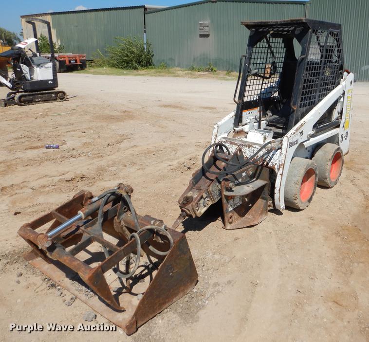 image for item EO9512 Bobcat 453 skid steer