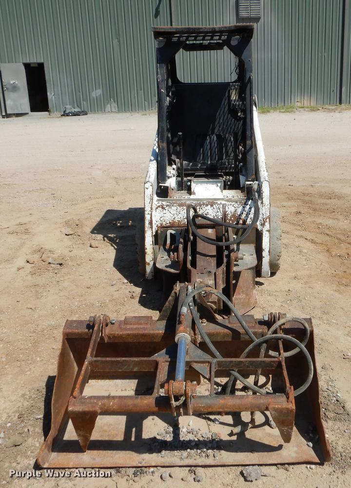 image for item EO9512 Bobcat 453 skid steer