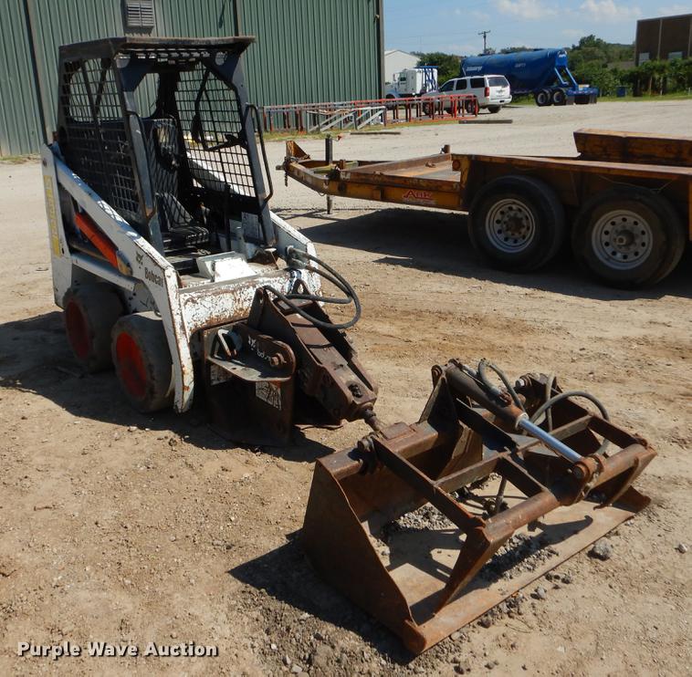image for item EO9512 Bobcat 453 skid steer