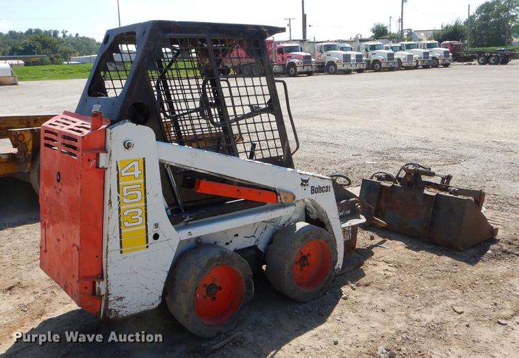 image for item EO9512 Bobcat 453 skid steer
