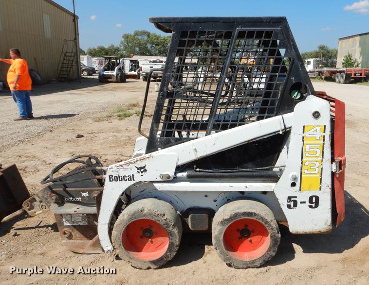 image for item EO9512 Bobcat 453 skid steer