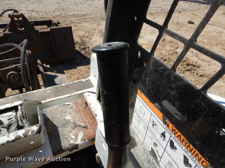image for item EO9512 Bobcat 453 skid steer