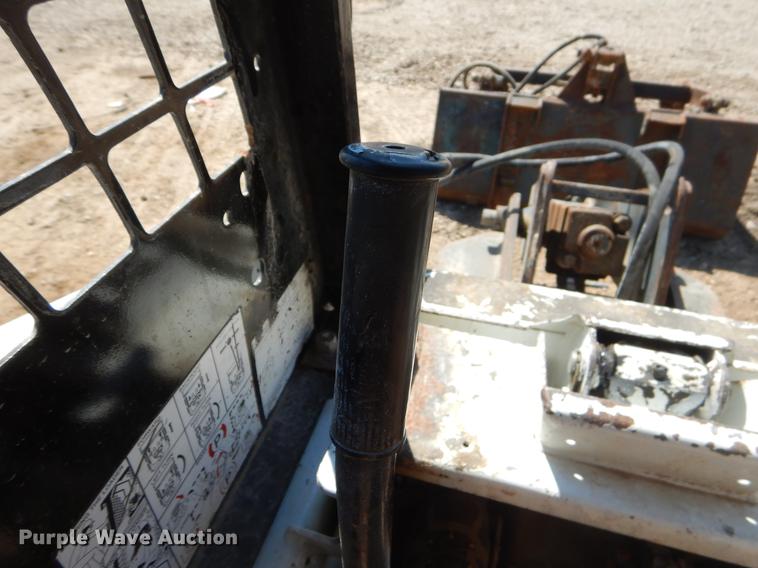 image for item EO9512 Bobcat 453 skid steer