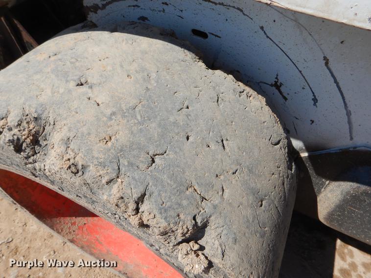 image for item EO9512 Bobcat 453 skid steer