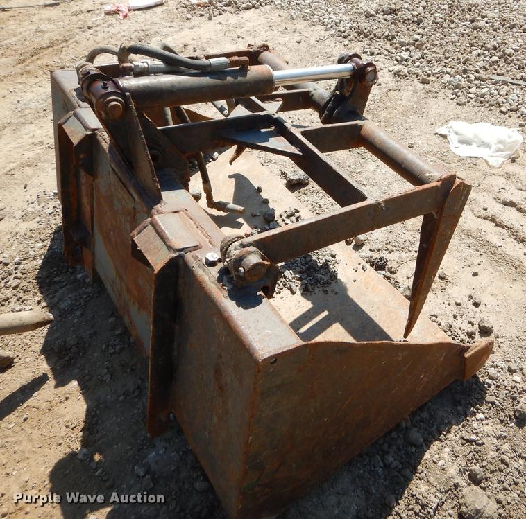 image for item EO9512 Bobcat 453 skid steer