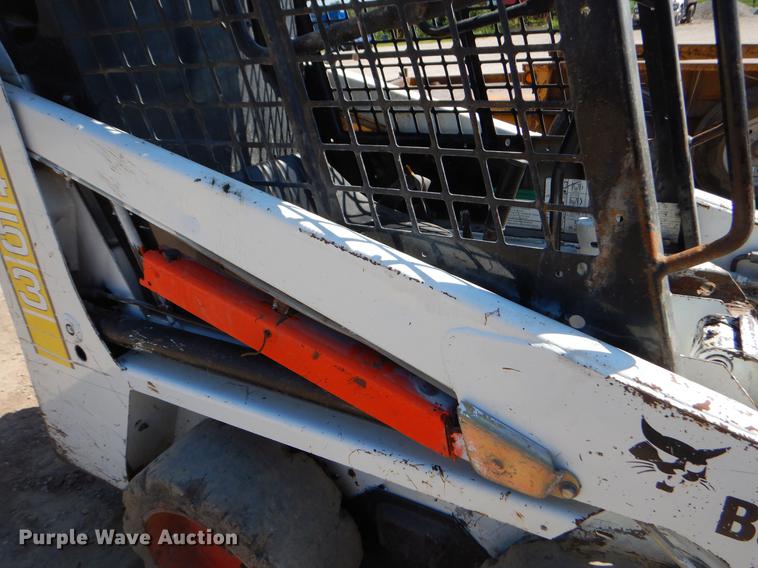 image for item EO9512 Bobcat 453 skid steer