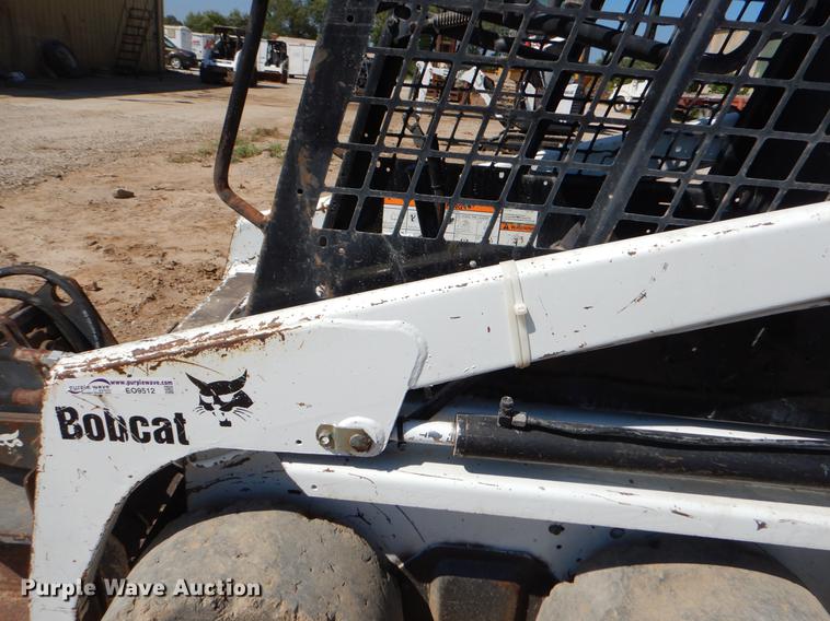 image for item EO9512 Bobcat 453 skid steer