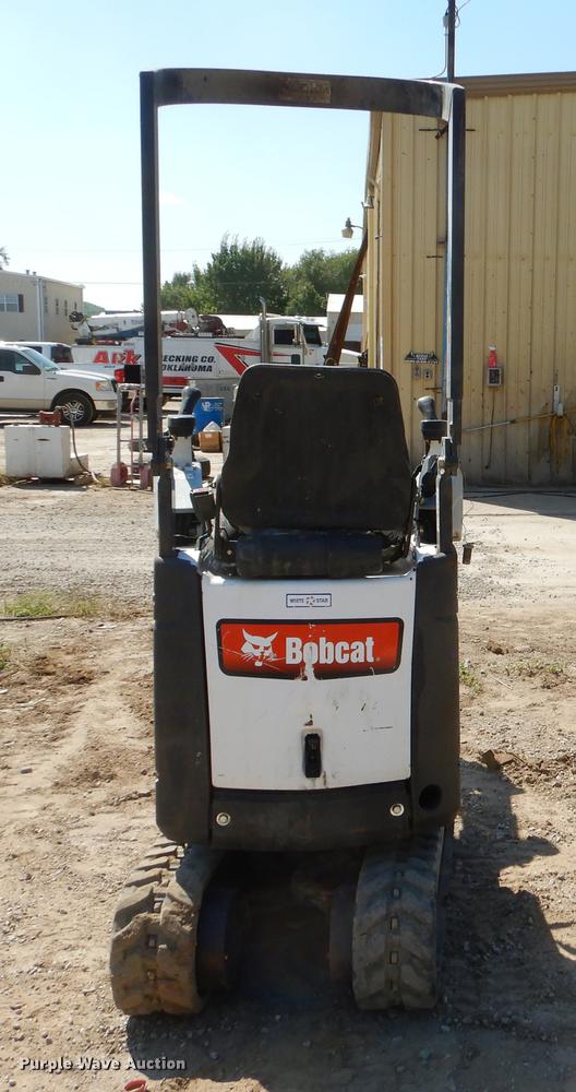 image for item EO9513 2009 Bobcat 418 mini excavator