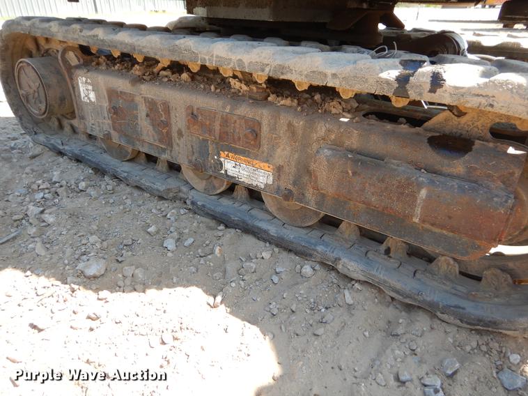 image for item EO9513 2009 Bobcat 418 mini excavator