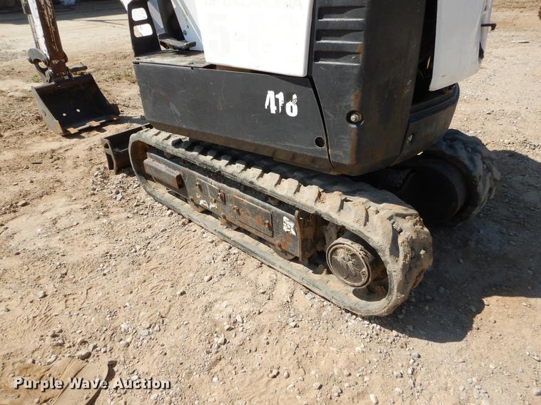 image for item EO9513 2009 Bobcat 418 mini excavator