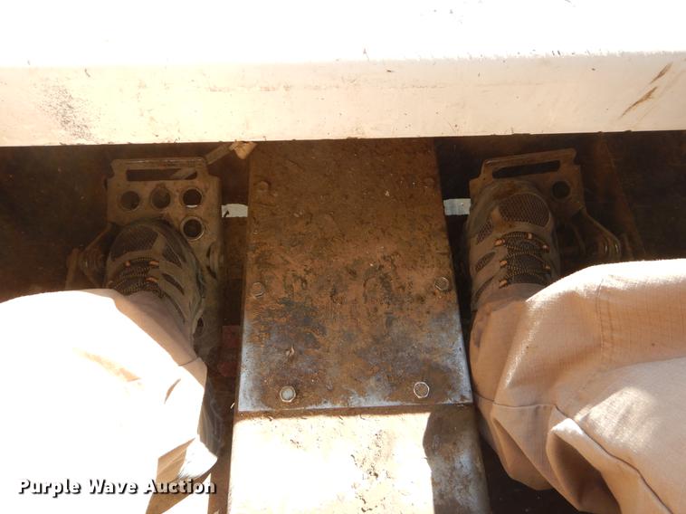 image for item EO9514 2004 Bobcat S175 skid steer