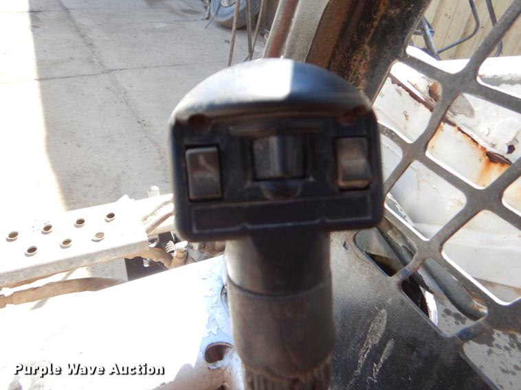 image for item EO9514 2004 Bobcat S175 skid steer