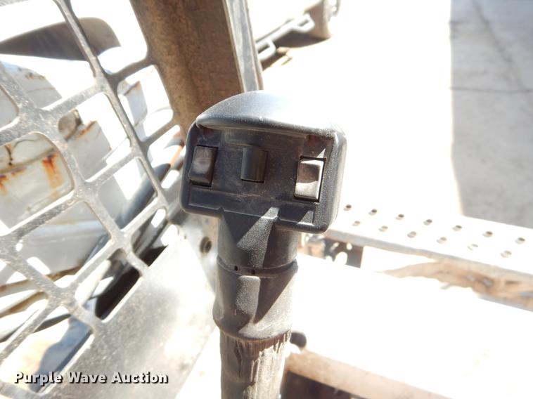 image for item EO9514 2004 Bobcat S175 skid steer