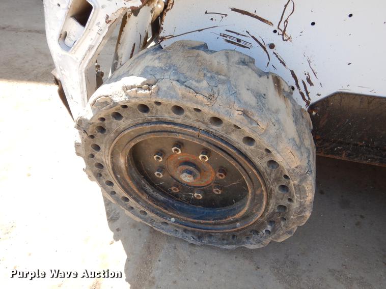 image for item EO9514 2004 Bobcat S175 skid steer