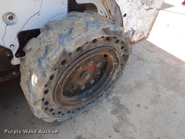 image for item EO9514 2004 Bobcat S175 skid steer