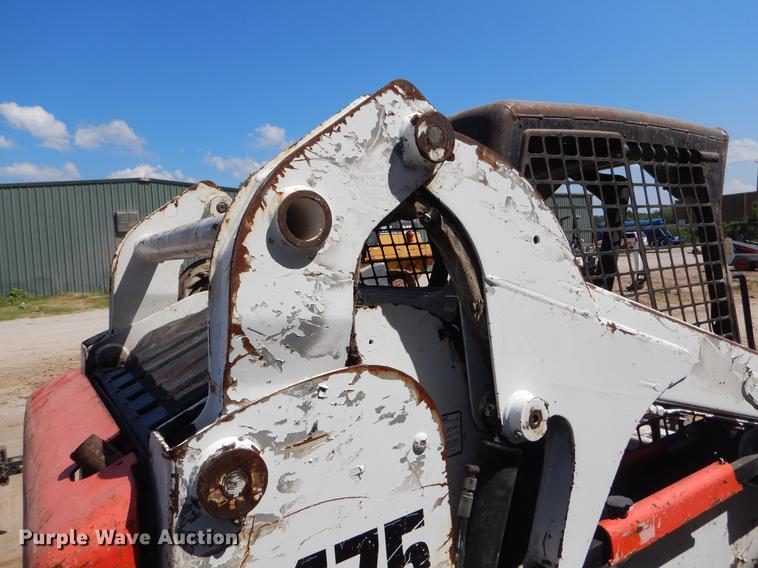 image for item EO9514 2004 Bobcat S175 skid steer