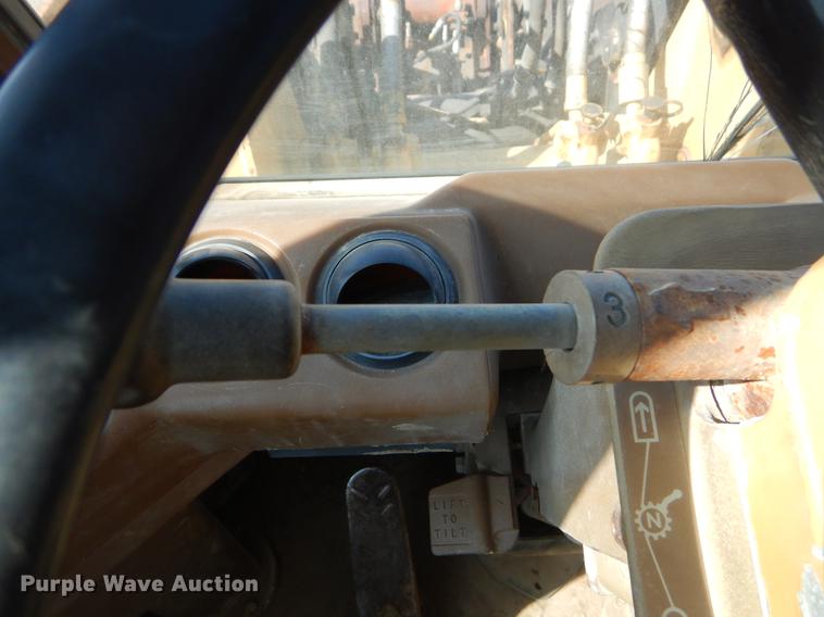 image for item EO9515 1988 Caterpillar IT18B wheel loader