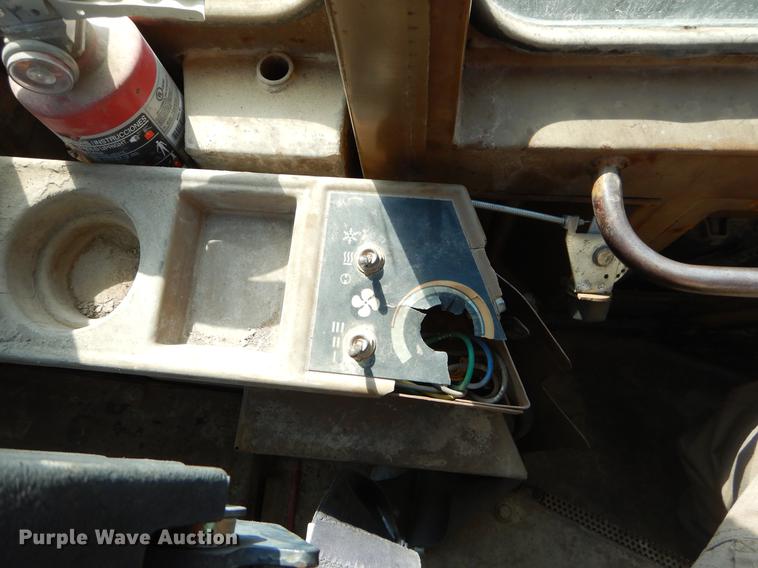 image for item EO9515 1988 Caterpillar IT18B wheel loader