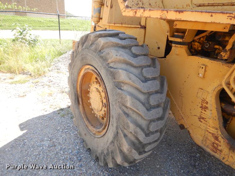 image for item EO9515 1988 Caterpillar IT18B wheel loader