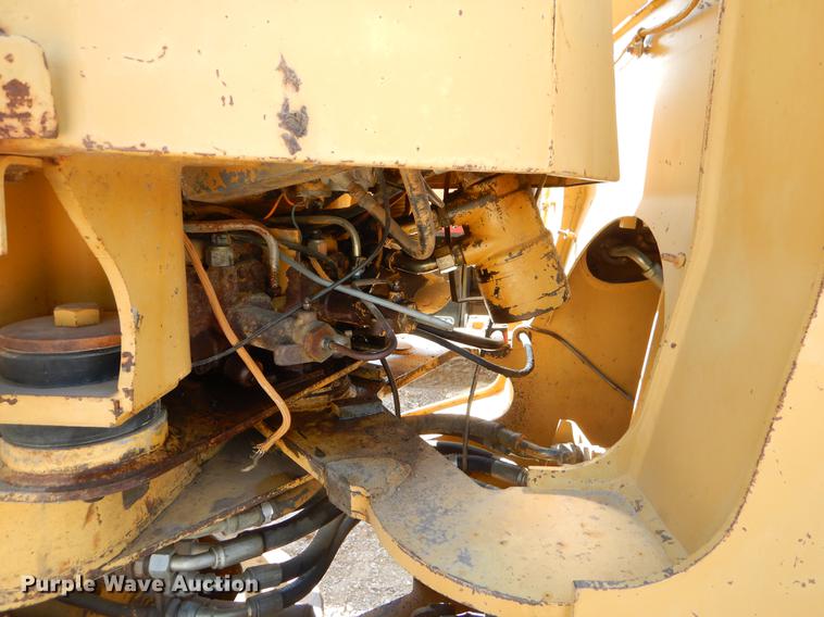 image for item EO9515 1988 Caterpillar IT18B wheel loader