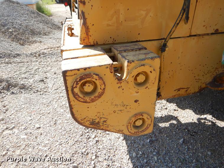 image for item EO9515 1988 Caterpillar IT18B wheel loader