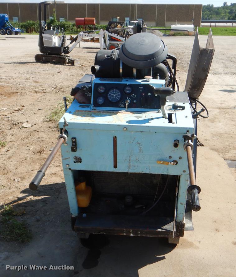 image for item EO9517 2005 Target Pro 66 concrete saw