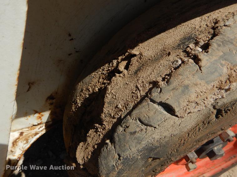 image for item EO9519 1997 Bobcat 450 skid steer