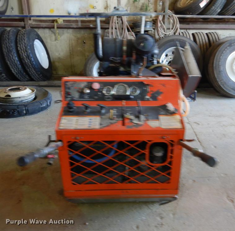 image for item EO9520 2012 Husqvarna FS6100 concrete saw