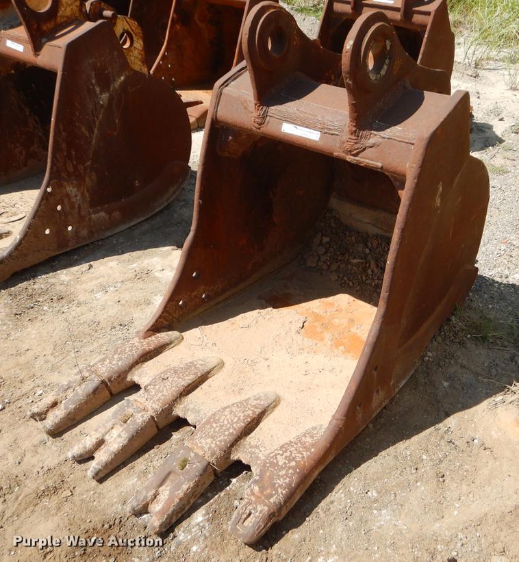 image for item EO9521 34"W bucket