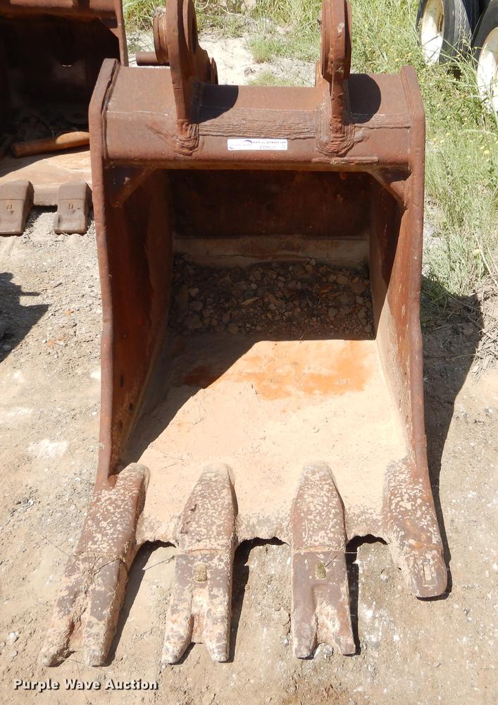 image for item EO9521 34"W bucket