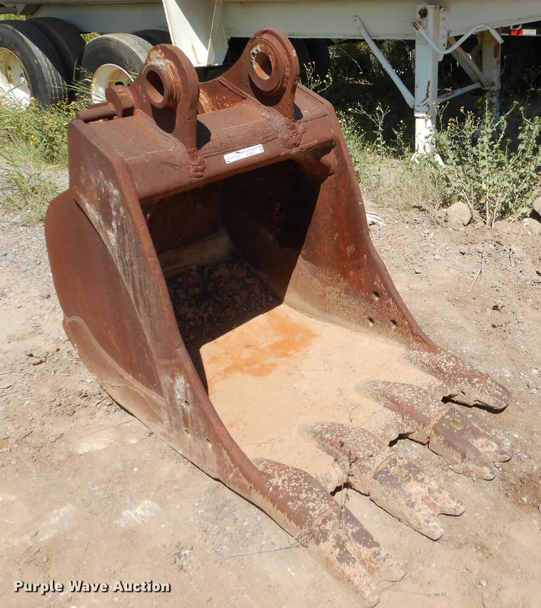 image for item EO9521 34"W bucket