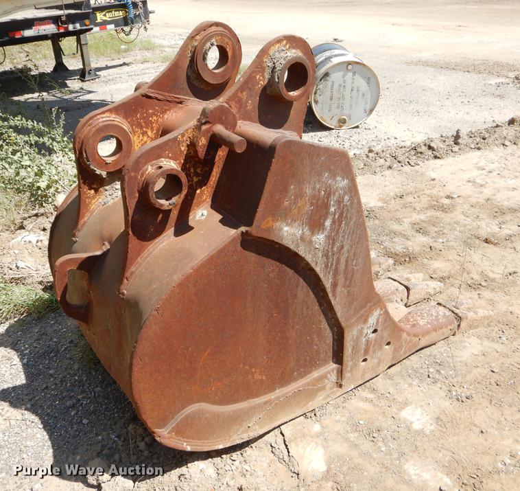 image for item EO9521 34"W bucket