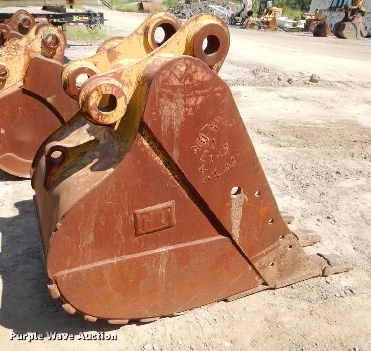 image for item EO9523 34"W bucket