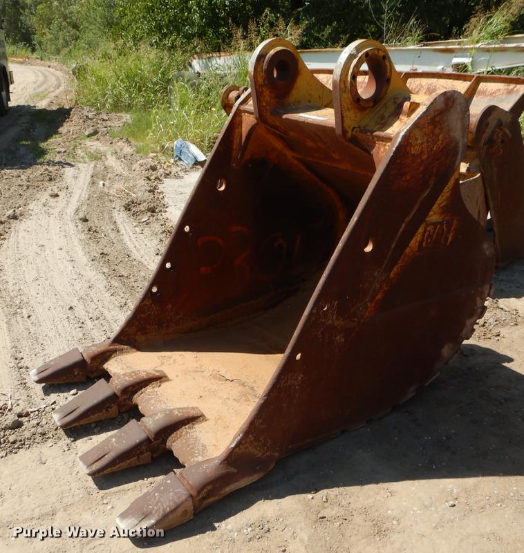 image for item EO9524 38"W bucket