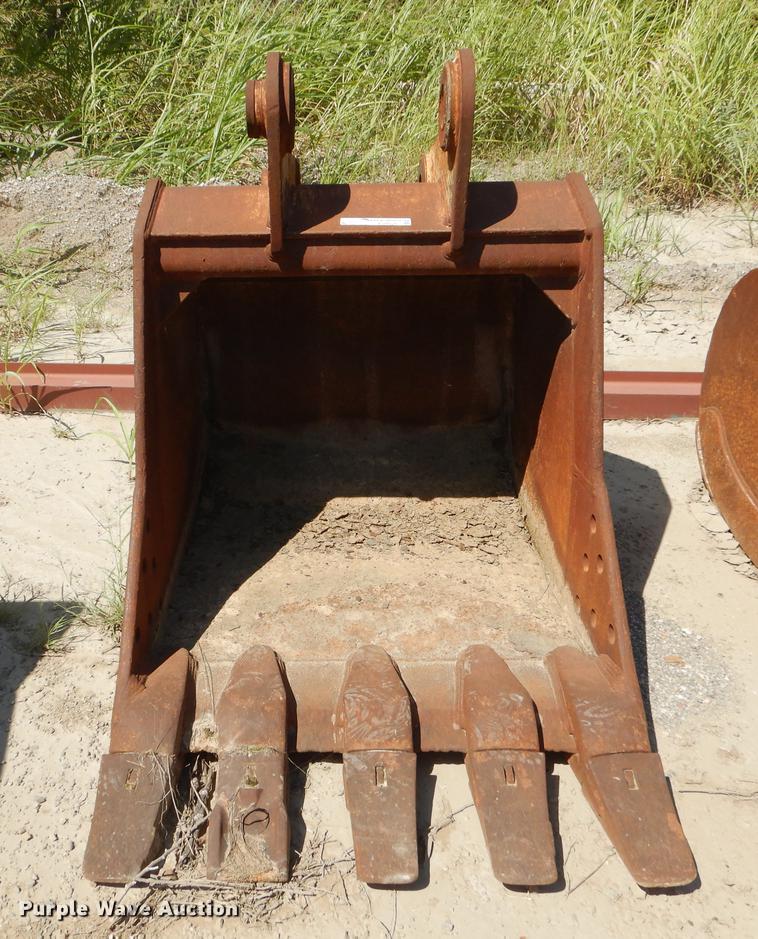 image for item EO9526 40"W bucket