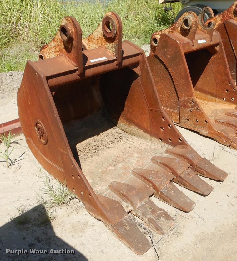 image for item EO9526 40"W bucket