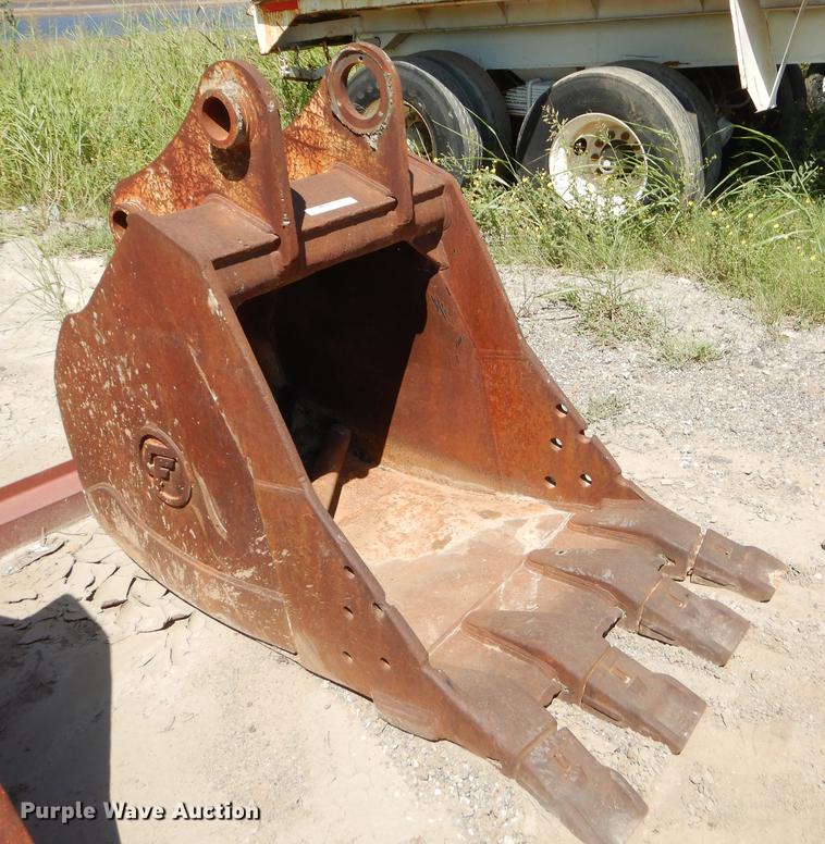 image for item EO9528 33"W bucket