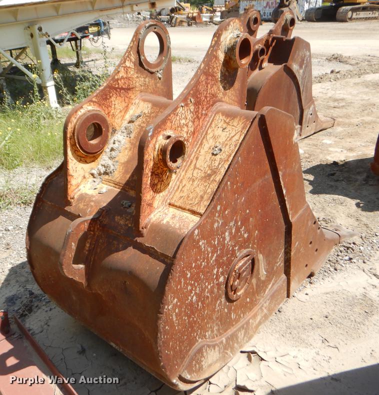 image for item EO9528 33"W bucket