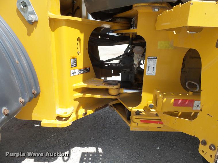 image for item EV9018 2015 John Deere 544K High Lift wheel loader