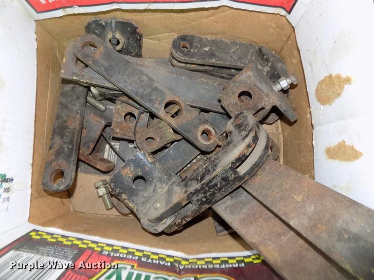 image for item FT9750 (4) Mattracks 88 Series pickup truck tracks