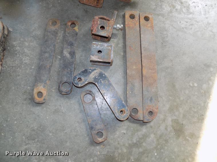 image for item FT9750 (4) Mattracks 88 Series pickup truck tracks